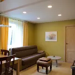 דירה Artist'S Apartment - Near City Center